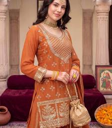 women ethnic motifs embroidered regular kurta with sharara & with dupatta