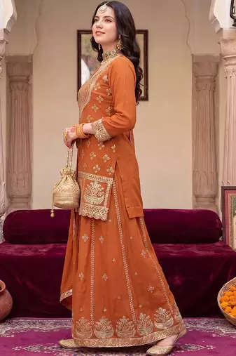 women ethnic motifs embroidered regular kurta with sharara & with dupatta