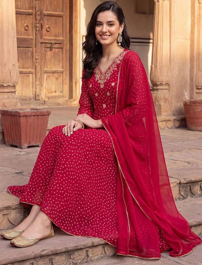 women ethnic motifs printed regular thread work kurta with trousers & with dupatta