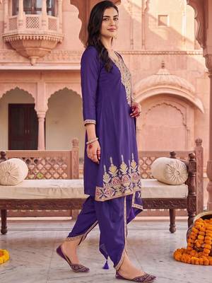 women ethnic motifs thread work kurta with patiala & dupatta 4