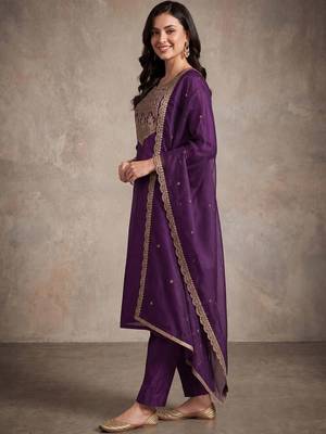 women ethnic motifs embroidered regular sequinned liva kurta with trousers & with dupatta 1