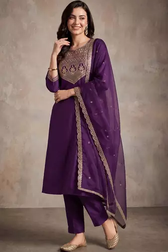 women ethnic motifs embroidered regular sequinned liva kurta with trousers & with dupatta