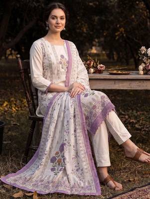 women floral printed regular cotton kurta with trousers & with dupatta 5