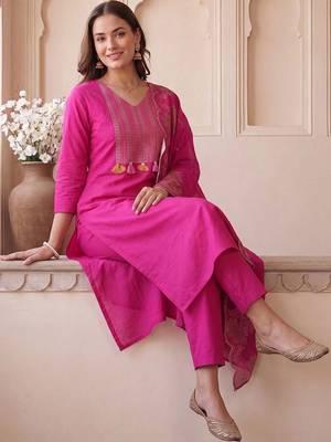 women ethnic motifs embroidered regular thread work cotton kurta with trousers & with dupatta 4