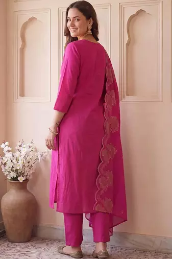 women ethnic motifs embroidered regular thread work cotton kurta with trousers & with dupatta