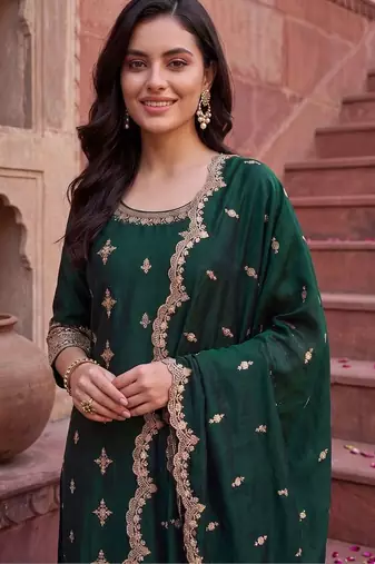 women ethnic motifs embroidered regular kurta with trousers & with dupatta