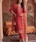 women ethnic motifs embroidered regular thread work kurta with trousers & with dupatta