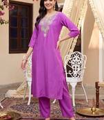 women ethnic motifs embroidered regular thread work kurta with trousers
