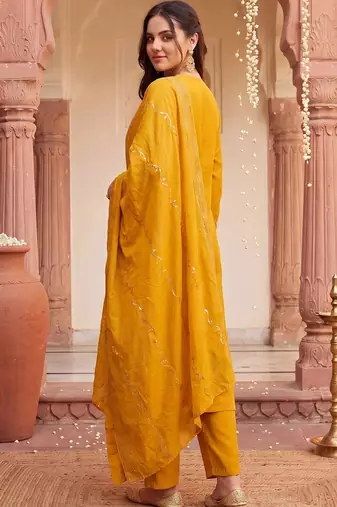 women embroidered regular sequinned kurta with trousers & with dupatta