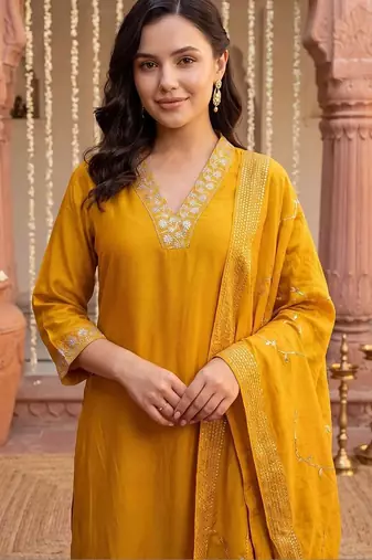 women embroidered regular sequinned kurta with trousers & with dupatta