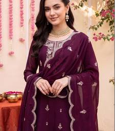 women ethnic motifs embroidered regular thread work kurta with sharara & with dupatta