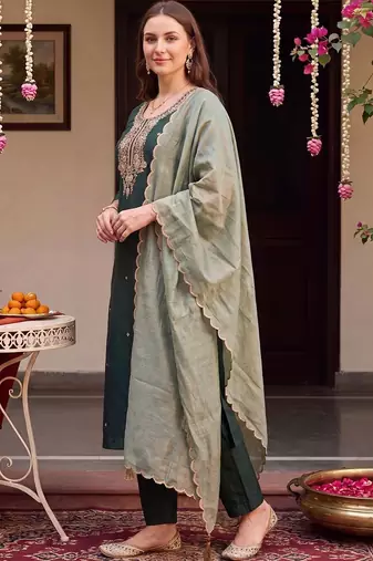 women ethnic motifs embroidered regular thread work liva kurta with trousers & with dupatta