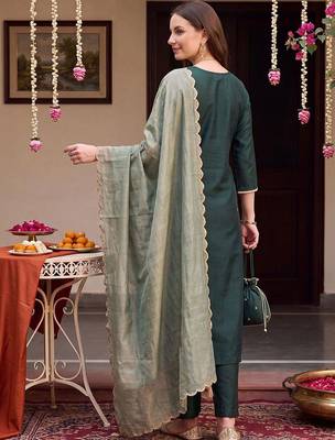 women ethnic motifs embroidered regular thread work liva kurta with trousers & with dupatta 4