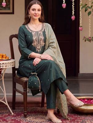women ethnic motifs embroidered regular thread work liva kurta with trousers & with dupatta 5