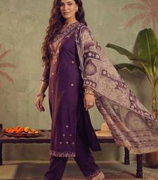 women ethnic motifs embroidered regular thread work kurta with trousers & with dupatta