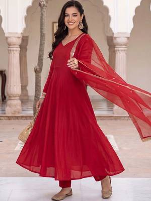 women regular gotta patti liva kurta with trousers & with dupatta 5