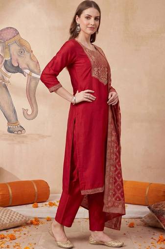 women ethnic motifs embroidered regular thread work kurta with trousers & with dupatta