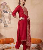 women ethnic motifs embroidered regular thread work kurta with trousers & with dupatta