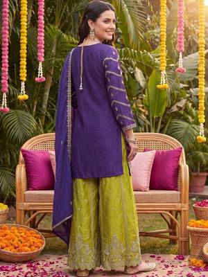 women ethnic motifs embroidered regular kurta with palazzos & with dupatta 4