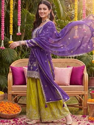 women ethnic motifs embroidered regular kurta with palazzos & with dupatta 1