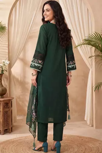 women floral embroidered regular thread work kurta with trousers & with dupatta