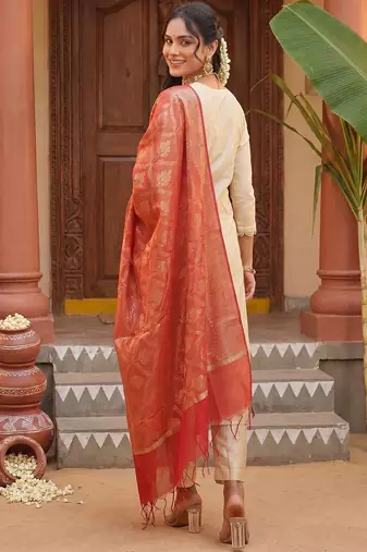 women ethnic motifs embroidered regular thread work kurta with trousers & with dupatta