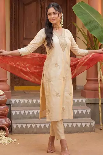 women ethnic motifs embroidered regular thread work kurta with trousers & with dupatta