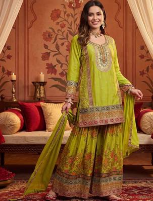 women floral embroidered regular kurta with sharara & with dupatta 6