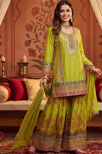 women floral embroidered regular kurta with sharara & with dupatta