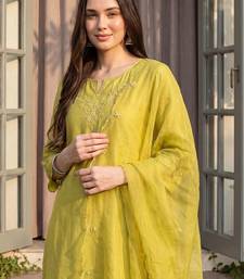 women ethnic motifs embroidered regular thread work liva kurta with trousers & with dupatta