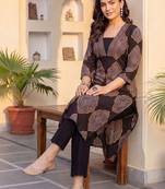 women ethnic motifs printed regular cotton kurta with trousers