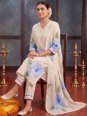 women floral printed regular linen kurta with trousers & with dupatta 1