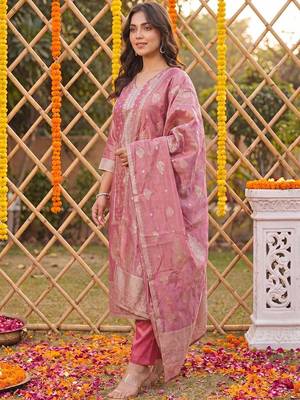 women ethnic motifs regular kurta with trousers & with dupatta 1