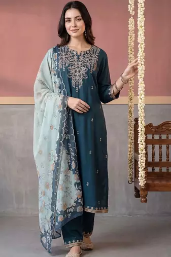 women ethnic motifs embroidered regular thread work kurta with trousers & with dupatta