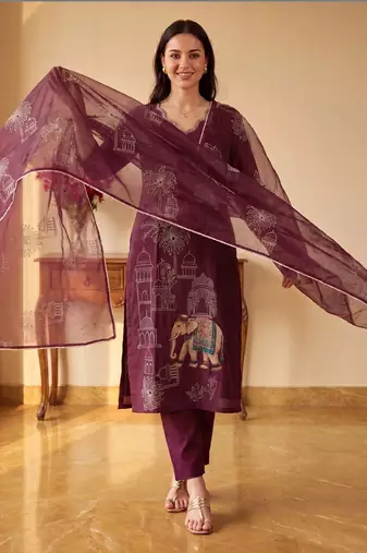 women ethnic motifs embroidered regular thread work kurta with trousers & with dupatta