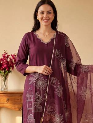 women ethnic motifs embroidered regular thread work kurta with trousers & with dupatta 5