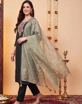 women ethnic motifs embroidered regular thread work liva kurta with trousers & with dupatta 1