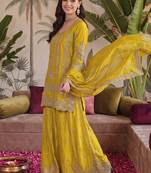 women ethnic motifs embroidered regular kurta with sharara & with dupatta