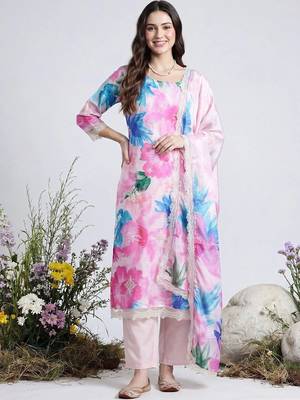 women floral printed regular thread work kurta with trousers & with dupatta 5