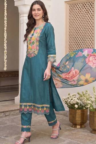 women floral embroidered regular thread work kurta with trousers & with dupatta