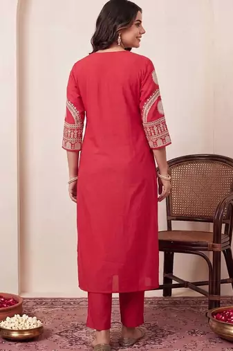 women ethnic motifs embroidered regular thread work kurta with trousers
