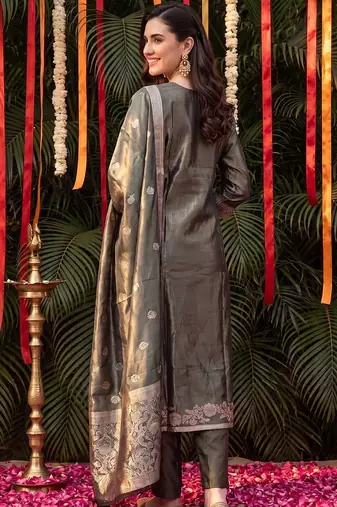 women ethnic motifs regular kurta with trousers & with dupatta