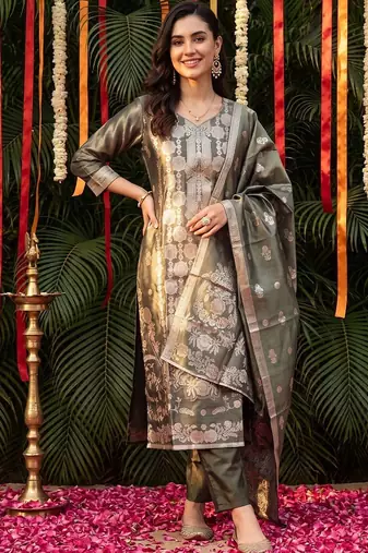 women ethnic motifs regular kurta with trousers & with dupatta