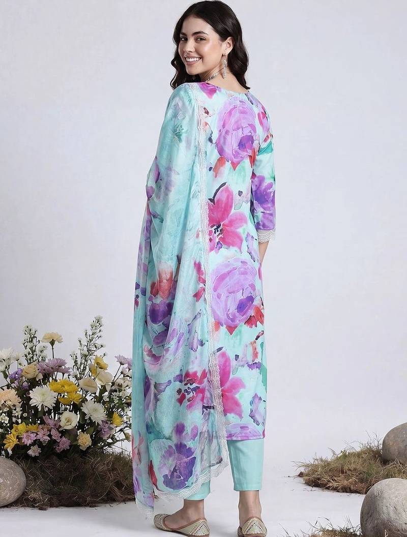 women floral printed regular kurta with trousers & with dupatta