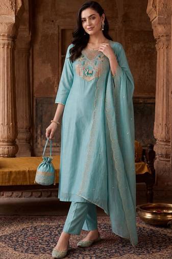 women ethnic motifs embroidered regular thread work kurta with trousers & with dupatta
