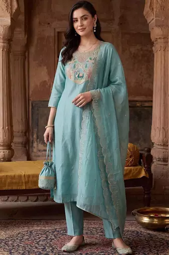 women ethnic motifs embroidered regular thread work kurta with trousers & with dupatta