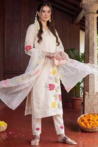 women floral embroidered regular thread work kurta with trousers & with dupatta