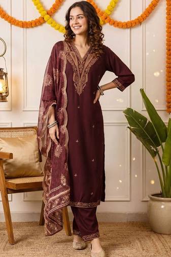 women ethnic motifs embroidered regular thread work kurta with trousers & with dupatta