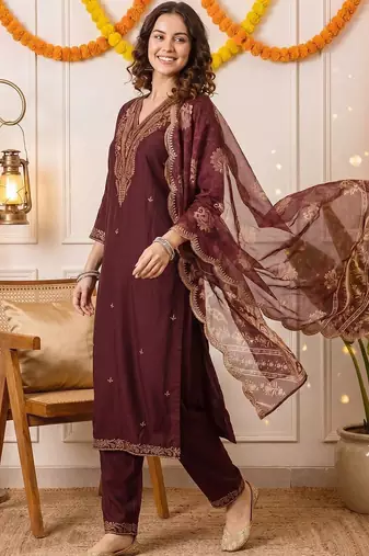 women ethnic motifs embroidered regular thread work kurta with trousers & with dupatta