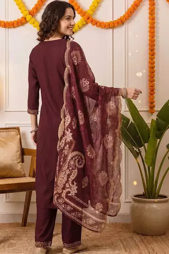 women ethnic motifs embroidered regular thread work kurta with trousers & with dupatta